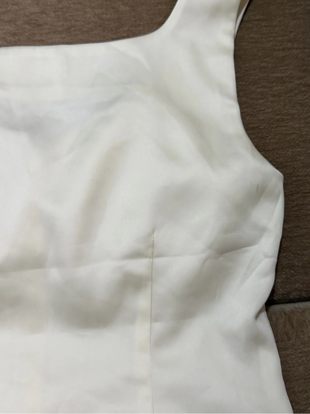 Commense Button Tank - Picture 4 of 4